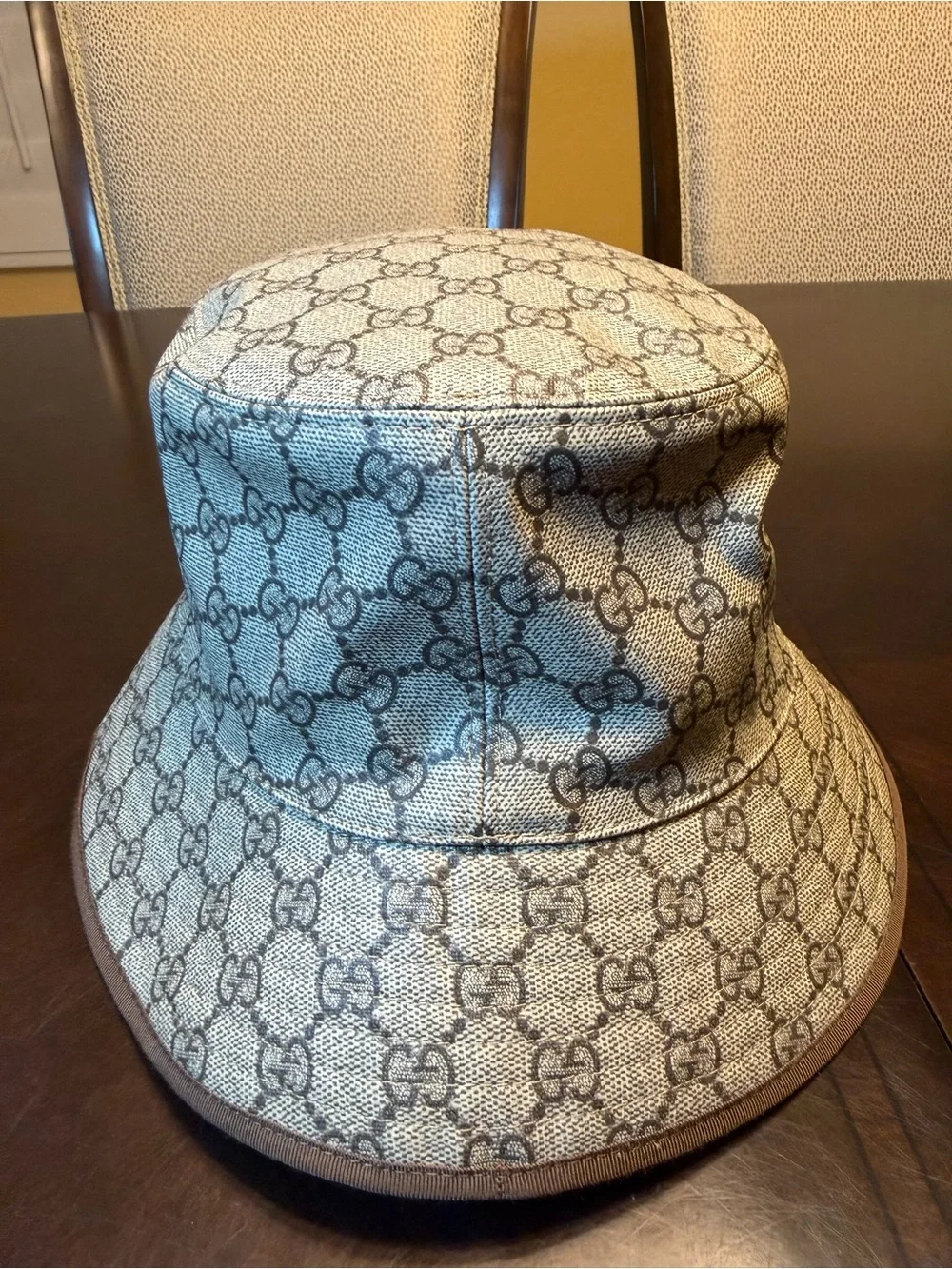 New Authentic Gucci GG Supreme Logo Leather Bucket Hat Tan Brown Size L